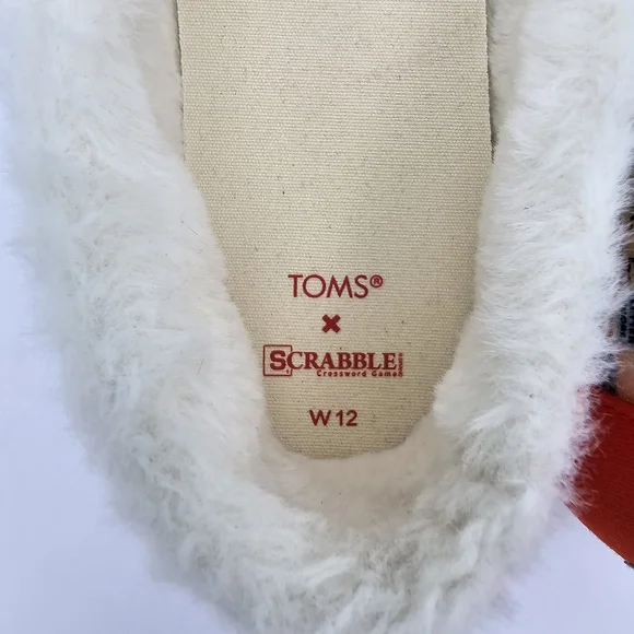 NWT TOMS Scrabble Gameboard Print Faux Fur Lined Alpargata Slip-ons, Women's 12 - Picture 3 of 16